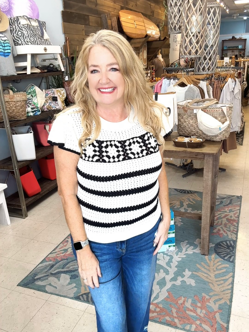 Chic Contrast Sweater Top